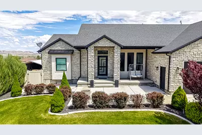 435 E 100 N, Mona, UT 84645 - Photo 32