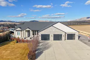 435 E 100 N, Mona, UT 84645 - Photo 1
