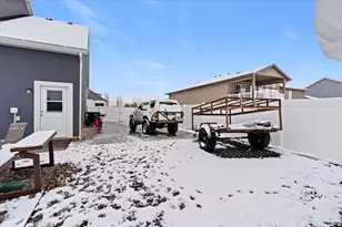 105 N 1400 W, Marriott-Slaterville City, UT 84404 - Photo 28