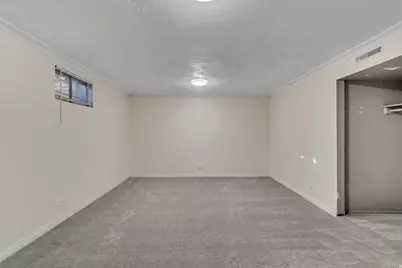 3555 S 6470 W, West Valley, UT 84128 - Photo 24