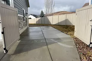 6101 N Latigo Ln, Mountain Green, UT 84050 - Photo 44