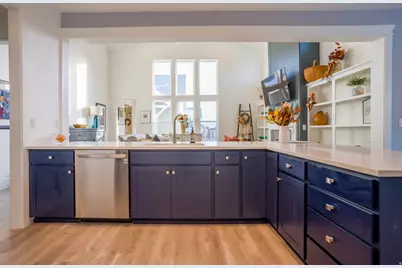 11571 S Skyward Rd W, South Jordan, UT 84009 - Photo 8