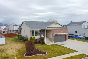 5556 S 3800 W, Roy, UT 84067 - Photo 1
