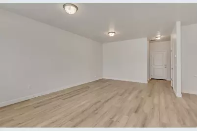 1552 N 1130 W #166, Salem, UT 84653 - Photo 2