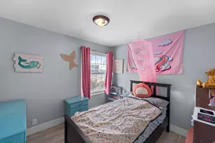 1371 E Sudbury Ave S, Sandy, UT 84093 - Photo 14