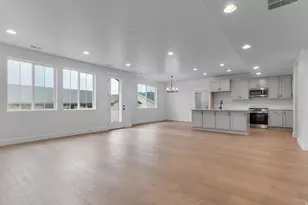 955 N Piccadilly Ct, North Salt Lake, UT 84054 - Photo 10