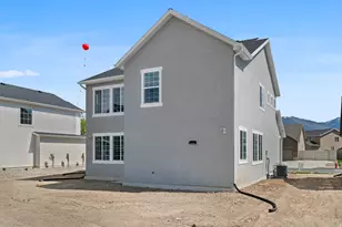 987 N Amberly Dr, North Salt Lake, UT 84054 - Photo 4