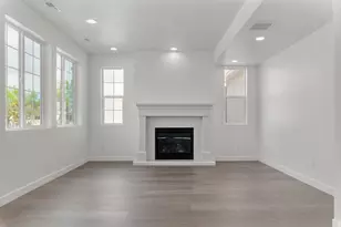 987 N Amberly Dr, North Salt Lake, UT 84054 - Photo 10
