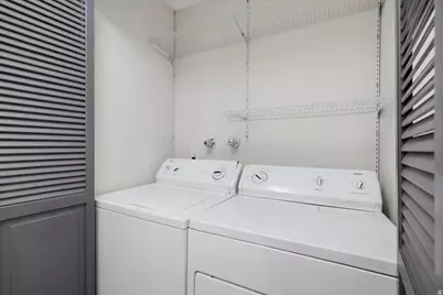 5988 S Monte Carlo Dr, Murray, UT 84121 - Photo 20