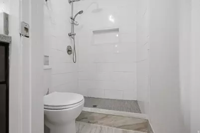 5988 S Monte Carlo Dr, Murray, UT 84121 - Photo 14