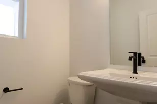 2962 E Serdar Ln, Eagle Mountain, UT 84005 - Photo 8