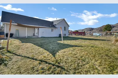 272 N 350 E, Elsinore, UT 84724 - Photo 34