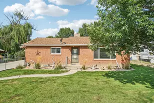 160 S 700 E, Pleasant Grove, UT 84062 - Photo 2