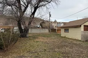 751 N 200 E, Price, UT 84501 - Photo 18