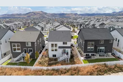 6542 W Ipswitch Way, Herriman, UT 84096 - Photo 36