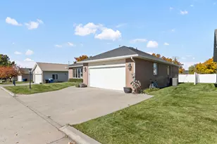643 E 1280 N, Logan, UT 84341 - Photo 24