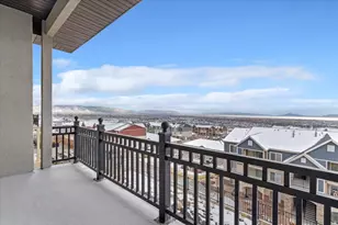 1013 W Seasons View Ct N, Lehi, UT 84043 - Photo 4