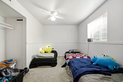 118 W 220 S, Orem, UT 84058 - Photo 28