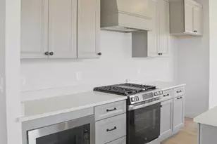 6938 W Pointe Cedar Ln, West Jordan, UT 84081 - Photo 16