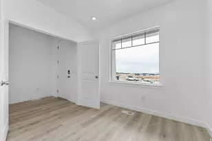 768 W Cherry St, Grantsville, UT 84029 - Photo 12