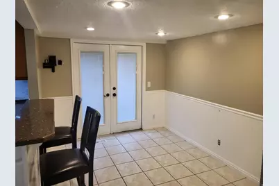 2598 W Woodhill Cir, Taylorsville, UT 84129 - Photo 6