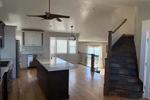 6653 S Dale Park Cir, West Jordan, UT 84084 - Photo 4