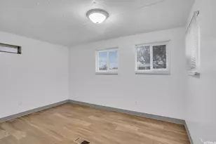 3087 S Homecrest St, West Valley, UT 84119 - Photo 12