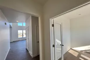 1145 E Blackfeet Dr, Eagle Mountain, UT 84005 - Photo 2