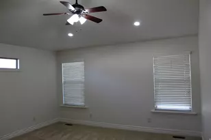 10612 N Canterbury Dr, Highland, UT 84003 - Photo 14