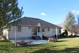 10612 N Canterbury Dr, Highland, UT 84003 - Photo 58