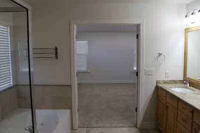 10612 N Canterbury Dr, Highland, UT 84003 - Photo 20