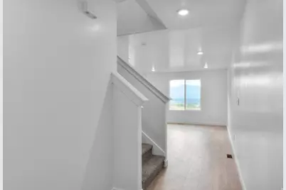 298 E Glencoe Dr #1075, Lehi, UT 84048 - Photo 4
