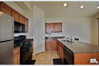 7804 S Tiger Ct, West Jordan, UT 84081 - Photo 2