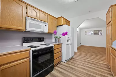 817 Boughton St, Ogden, UT 84403 - Photo 10