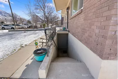 270 S 100 W, Santaquin, UT 84655 - Photo 4