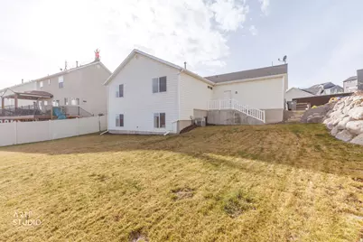 2426 N Nectar Way, Saratoga Springs, UT 84045 - Photo 28