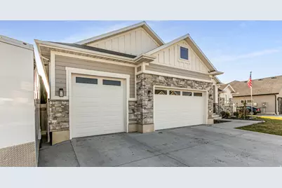 1853 W 850 S, Layton, UT 84041 - Photo 2