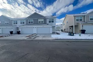 933 N 960 W, Tremonton, UT 84337 - Photo 2