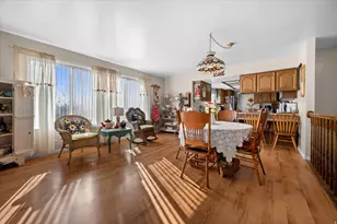 2222 E Rolling Oaks Ln N, Layton, UT 84040 - Photo 6