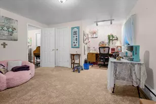 2222 E Rolling Oaks Ln N, Layton, UT 84040 - Photo 40