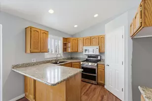 2757 W Sandi Dr, Layton, UT 84041 - Photo 10
