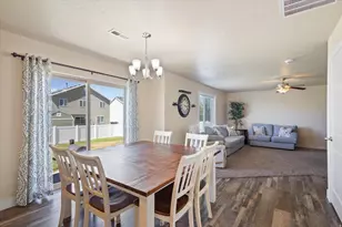 186 W Royal Land Dr, Santaquin, UT 84655 - Photo 8