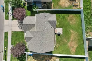 186 W Royal Land Dr, Santaquin, UT 84655 - Photo 2