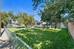 241 S Quirk St, Grantsville, UT 84029 - Photo 8