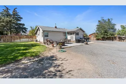 241 S Quirk St, Grantsville, UT 84029 - Photo 14