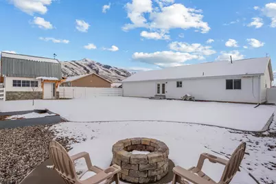 1211 E 500 S, Hyrum, UT 84319 - Photo 30