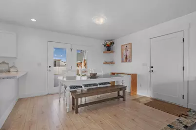 1211 E 500 S, Hyrum, UT 84319 - Photo 8