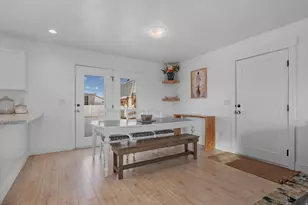 1211 E 500 S, Hyrum, UT 84319 - Photo 8