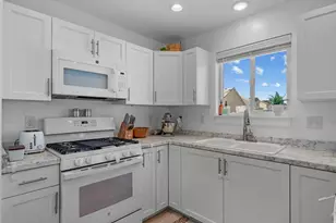 1211 E 500 S, Hyrum, UT 84319 - Photo 12