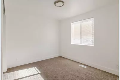 1033 W 500 S, Logan, UT 84321 - Photo 8